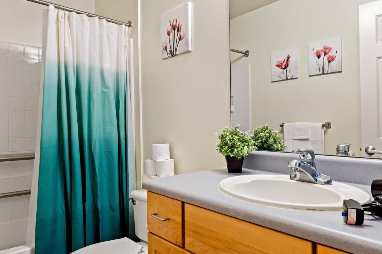 Trifecta Historic Brick 2Br Getaway Superhost Apartment Durham Ngoại thất bức ảnh