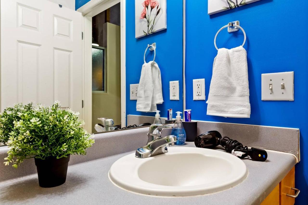 Trifecta Historic Brick 2Br Getaway Superhost Apartment Durham Ngoại thất bức ảnh